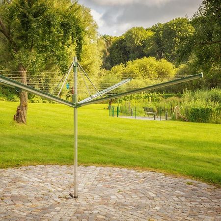 J1 Idyllisches Ferienhaus Mit Seeblick Julchendorf Bagian luar foto