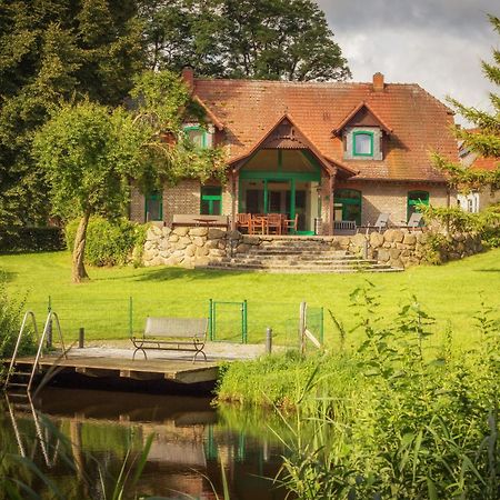 J1 Idyllisches Ferienhaus Mit Seeblick Julchendorf Bagian luar foto