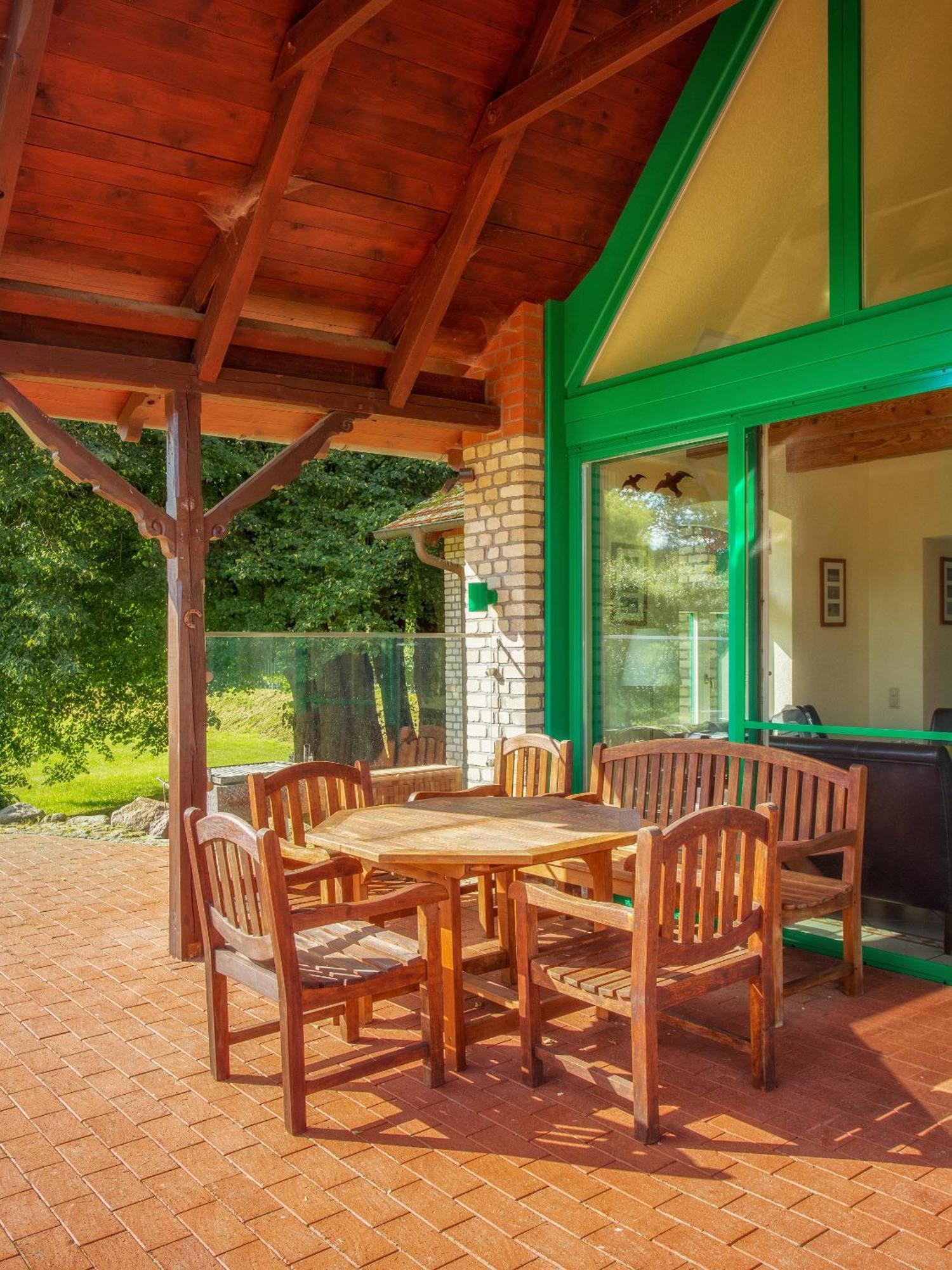J1 Idyllisches Ferienhaus Mit Seeblick Julchendorf Bagian luar foto