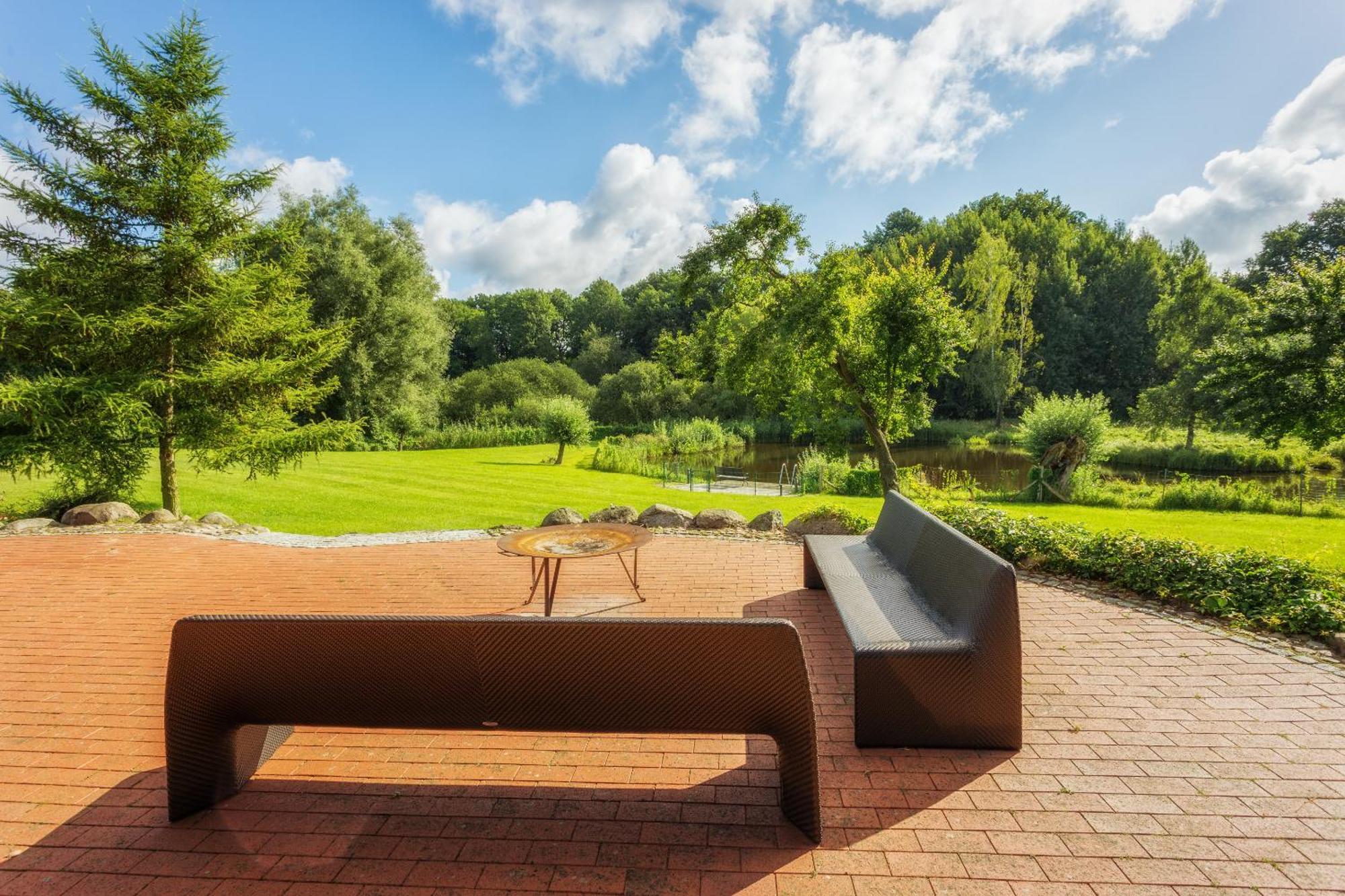 J1 Idyllisches Ferienhaus Mit Seeblick Julchendorf Bagian luar foto