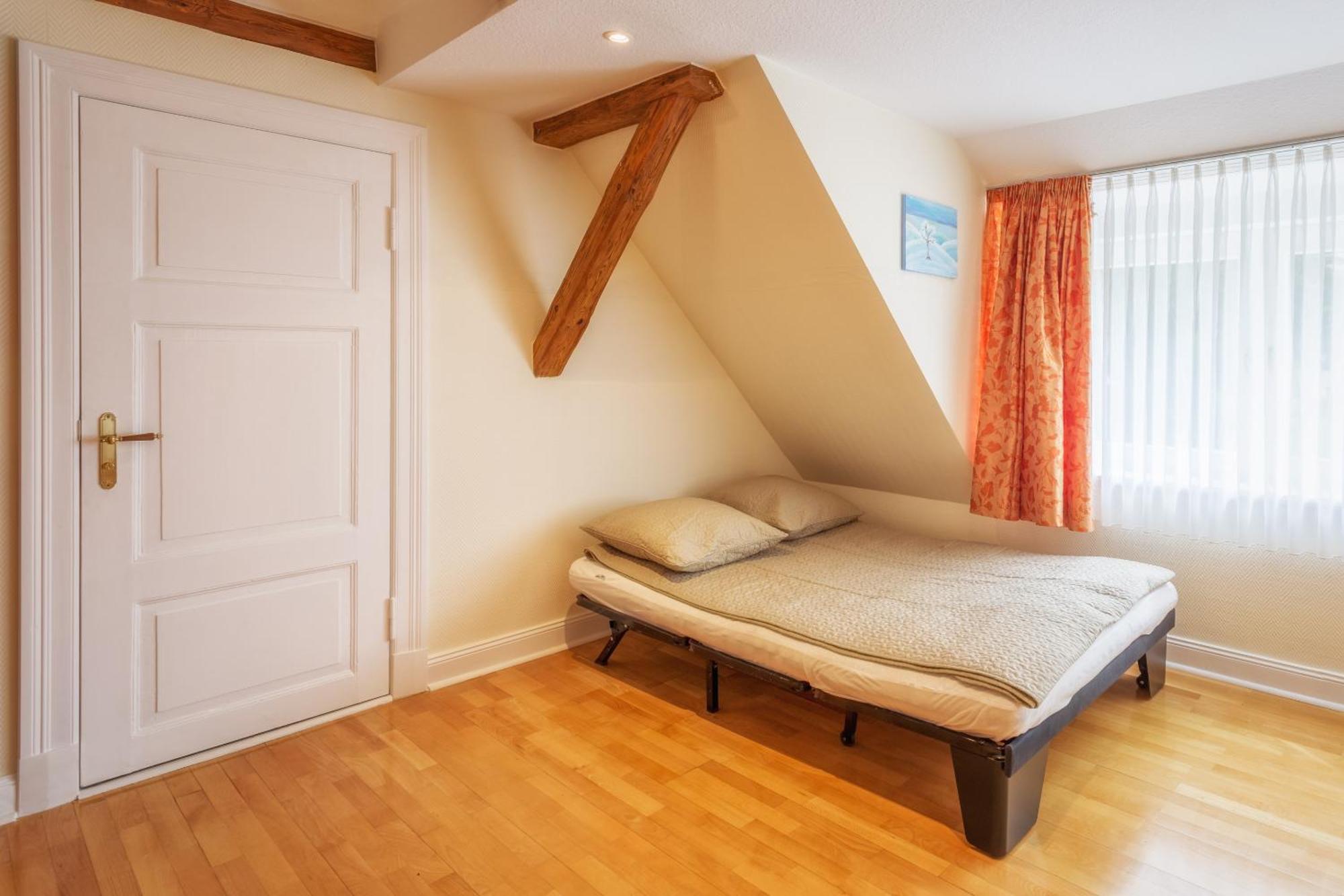 J1 Idyllisches Ferienhaus Mit Seeblick Julchendorf Bagian luar foto
